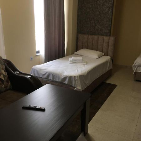 Rp Hotel Ереван Екстериор снимка