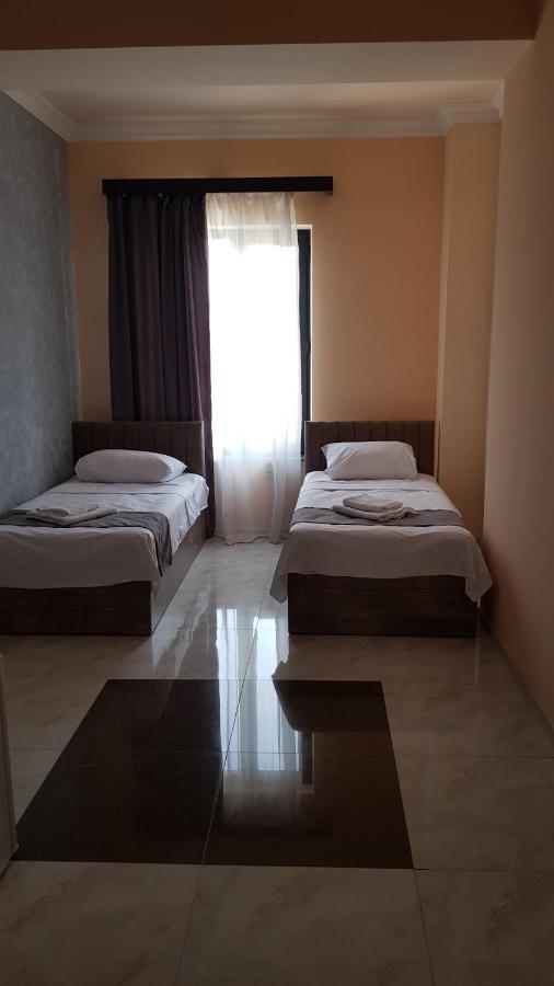 Rp Hotel Ереван Екстериор снимка