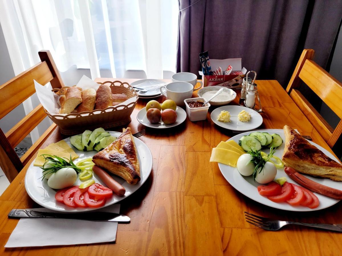 Rp Hotel Ереван Екстериор снимка