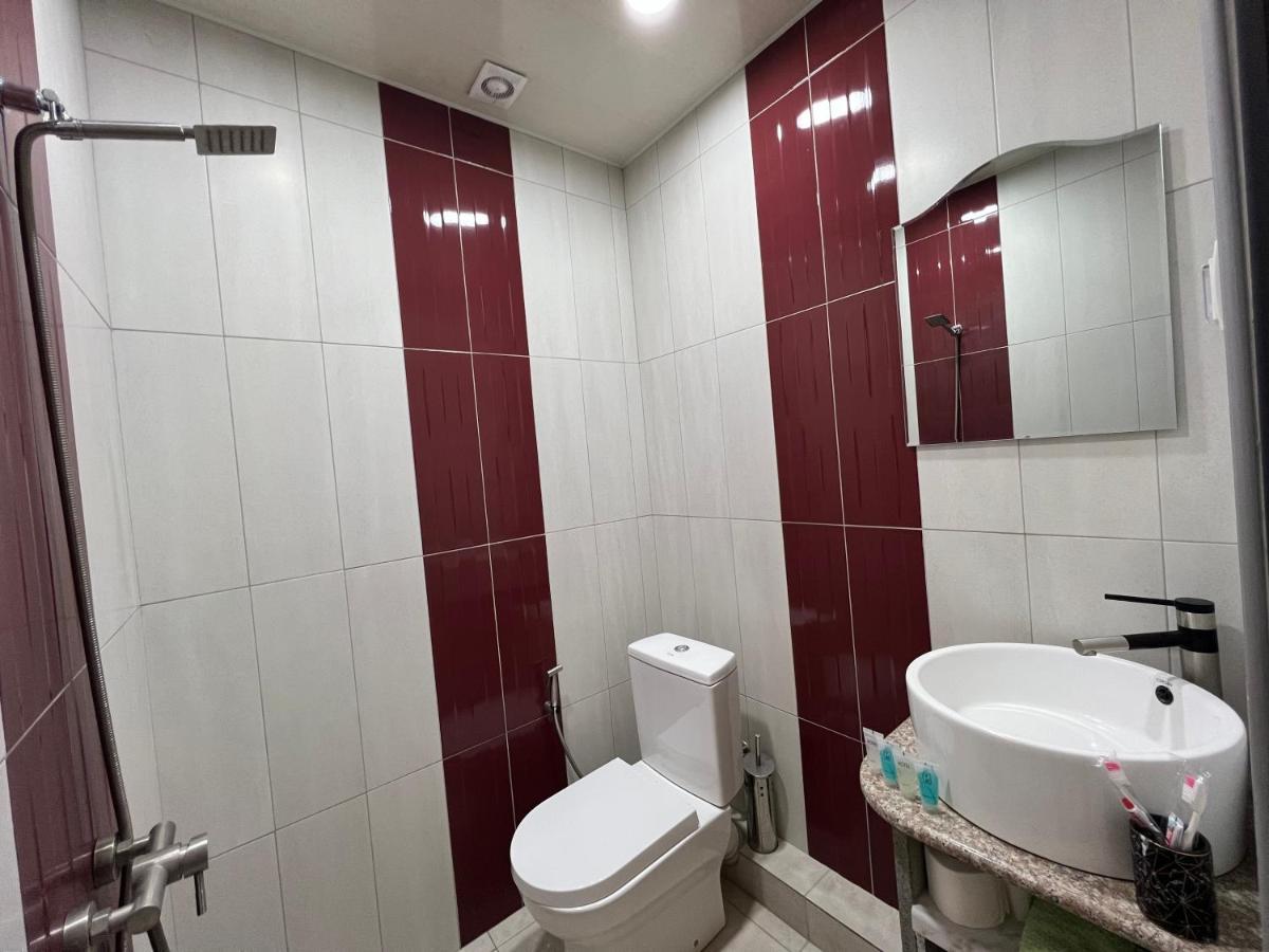 Rp Hotel Ереван Екстериор снимка