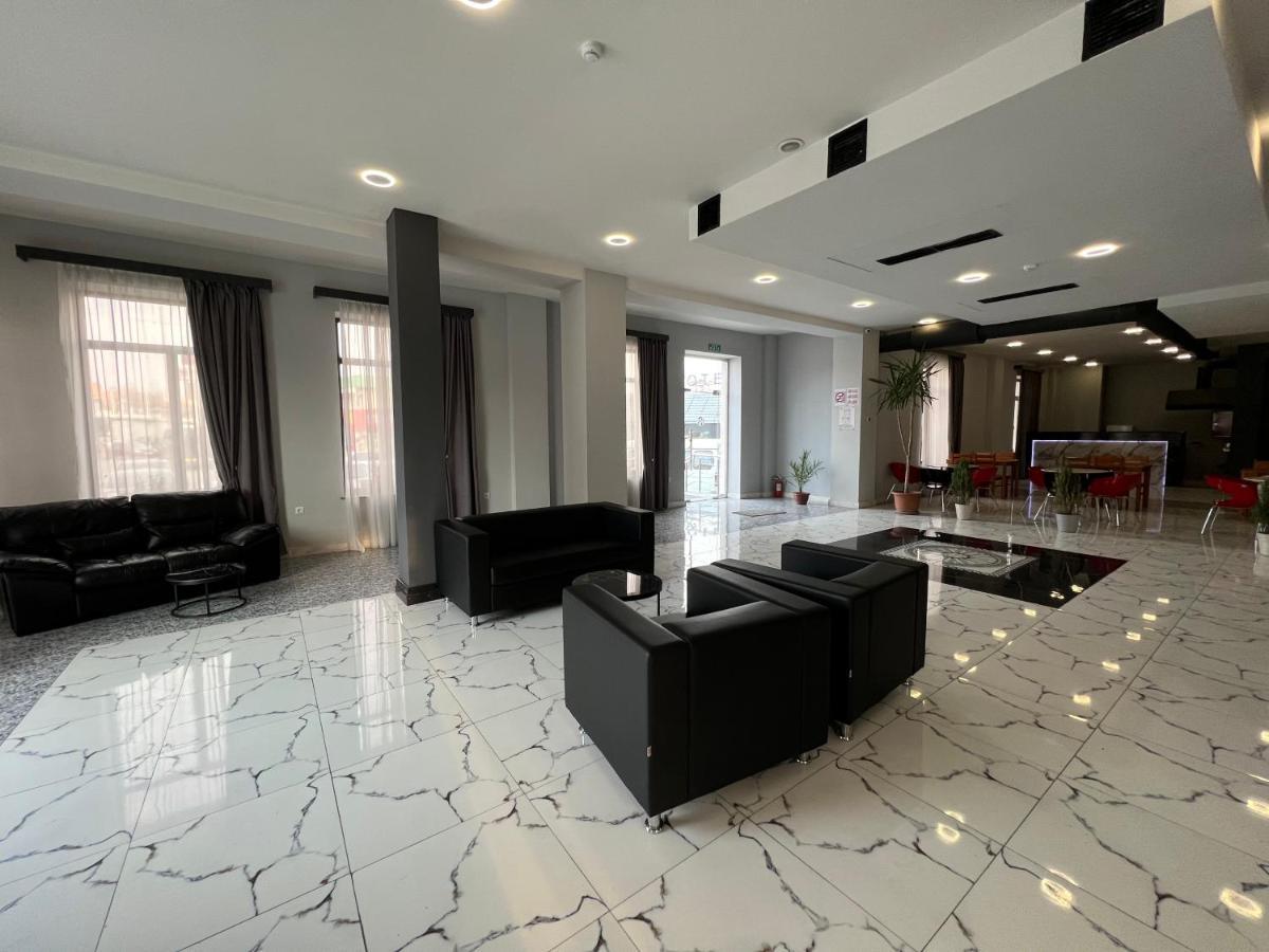 Rp Hotel Ереван Екстериор снимка