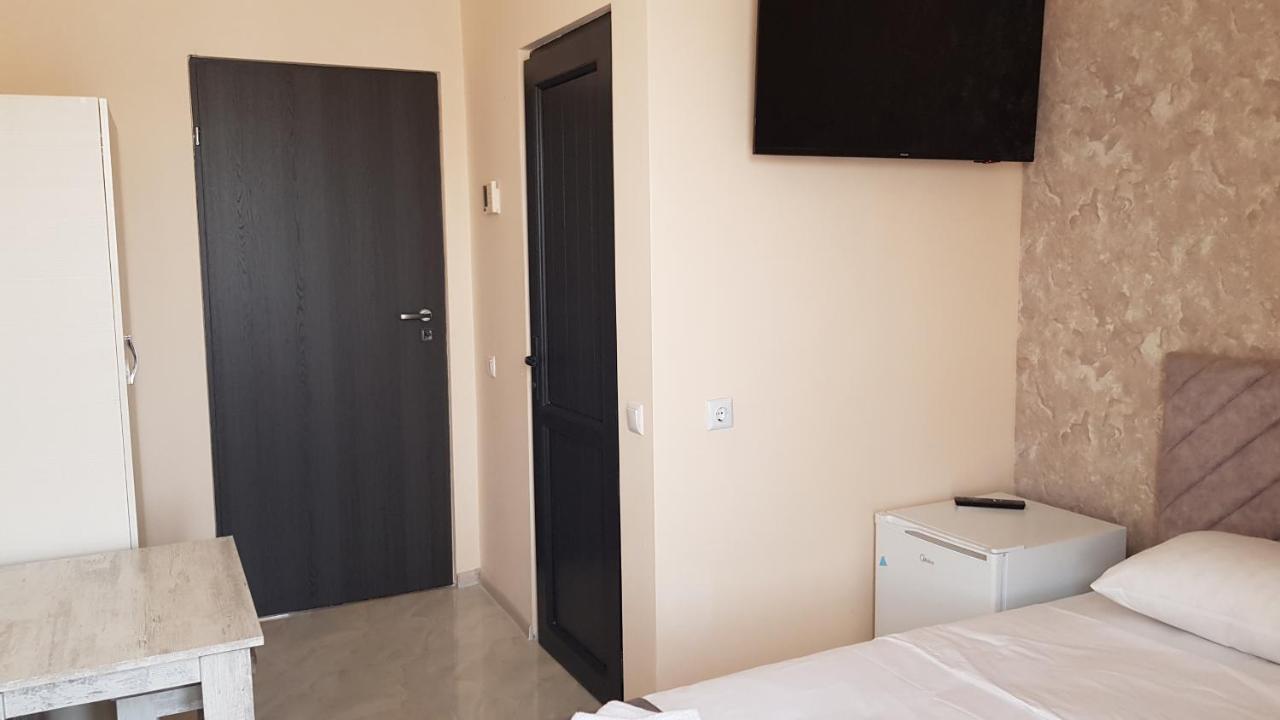Rp Hotel Ереван Екстериор снимка