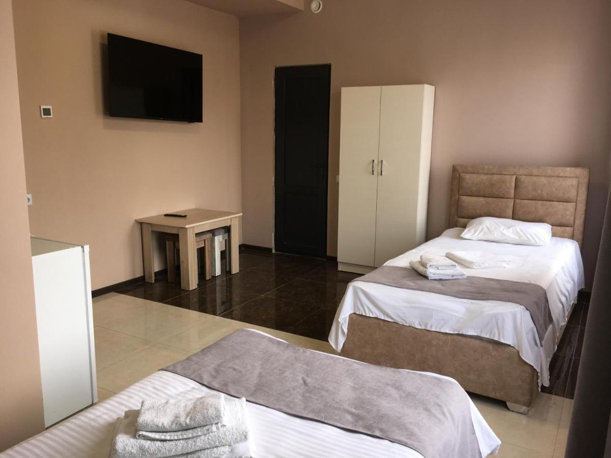 Rp Hotel Ереван Екстериор снимка