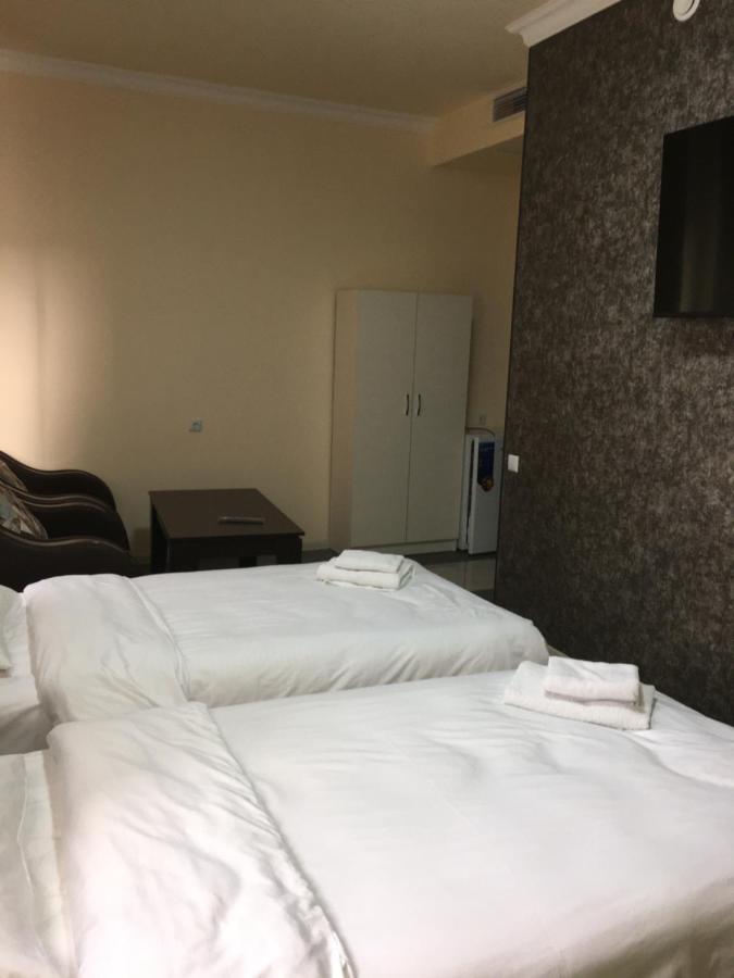 Rp Hotel Ереван Екстериор снимка